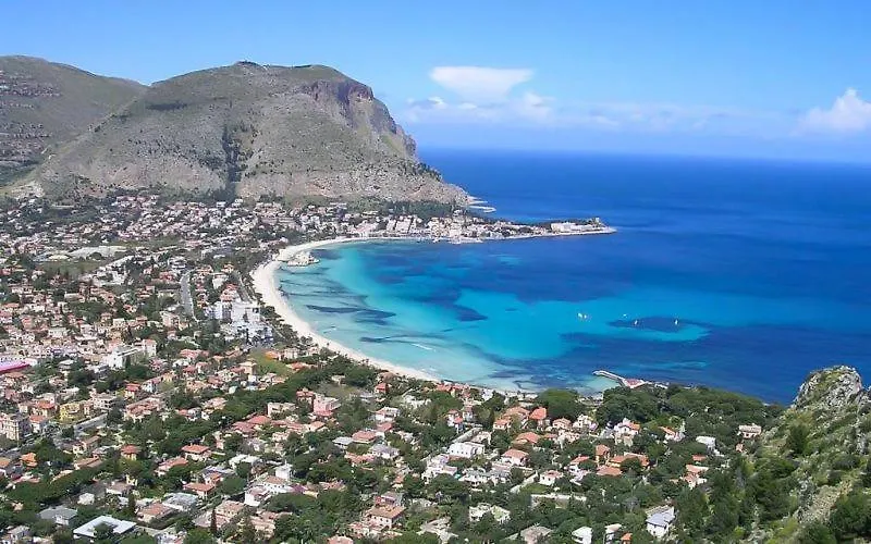 Casa Di Arthur Palermo 0*,  İtalya